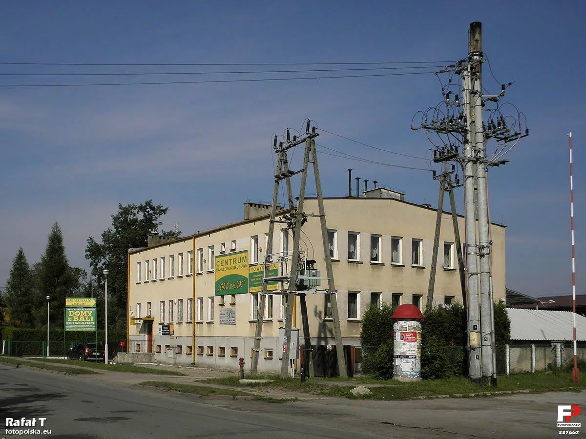 Photo showing: Centrum Handlowo-Usługowe "Bernacik"