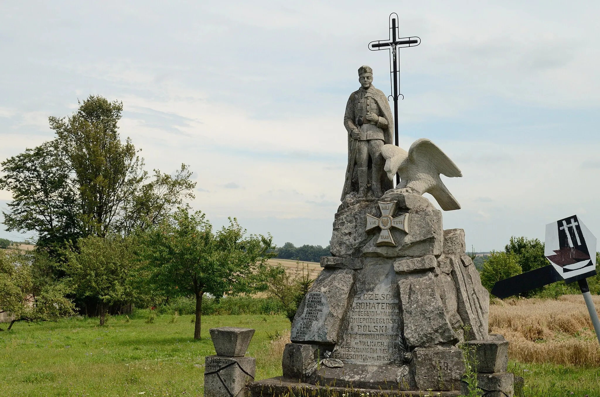 Photo showing: Feliksówka - pomnik