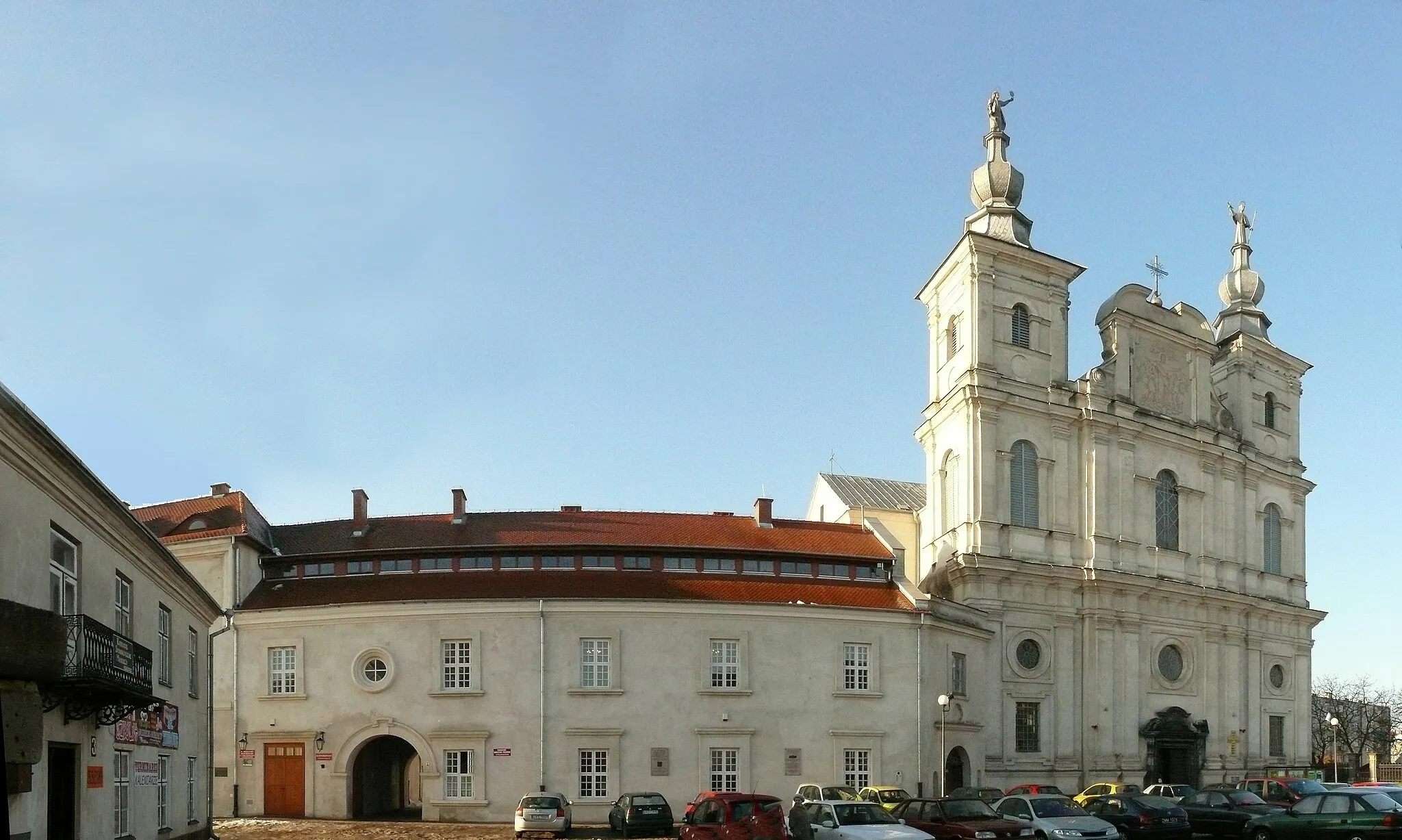 Photo showing: Panorama barokowego kościoła p.w. Św. Franciszka Ksawerego w Krasnymstawie, woj. lubelskie
