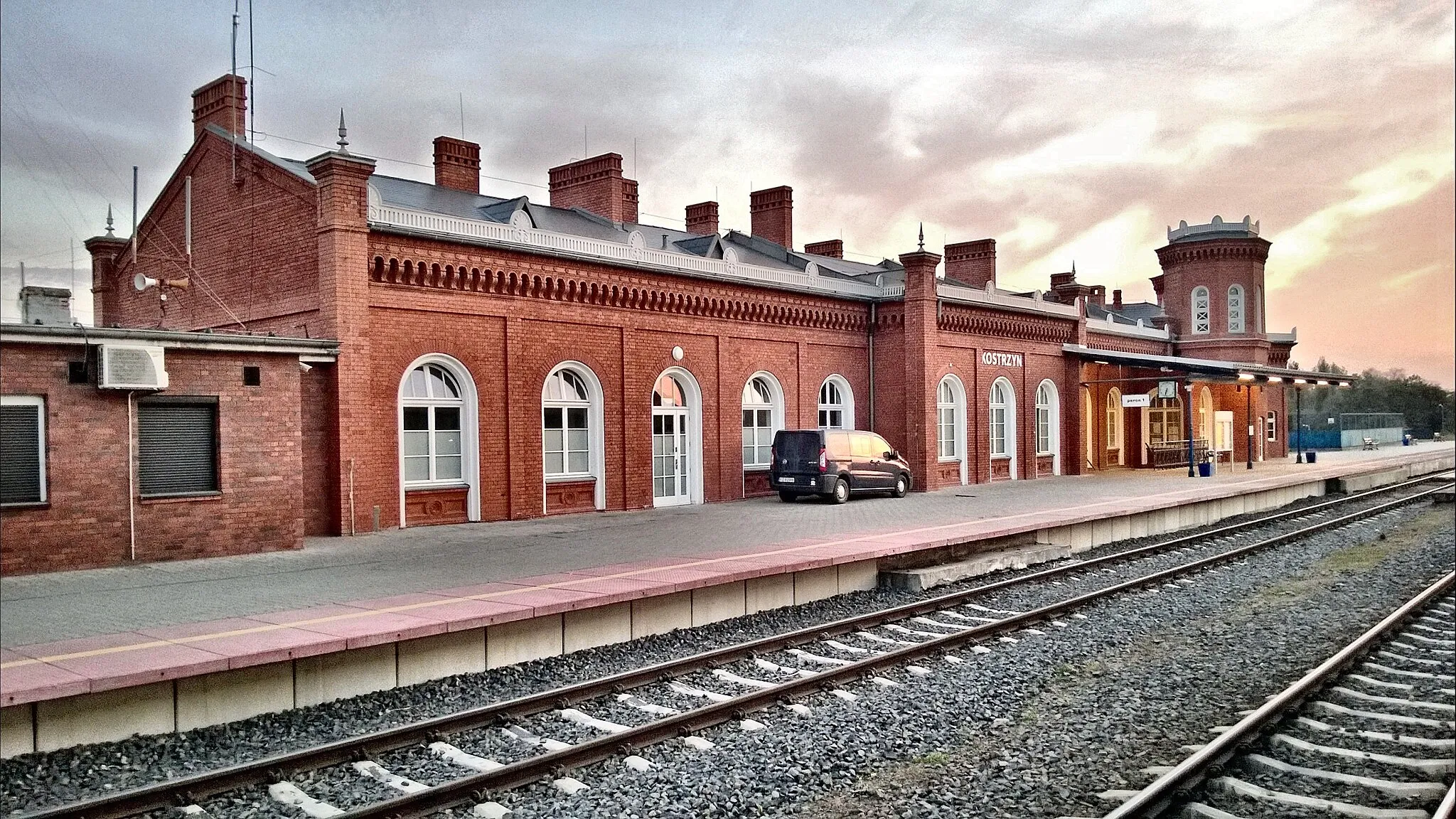 Photo showing: Kostrzyn nad Odrą train station, Poland