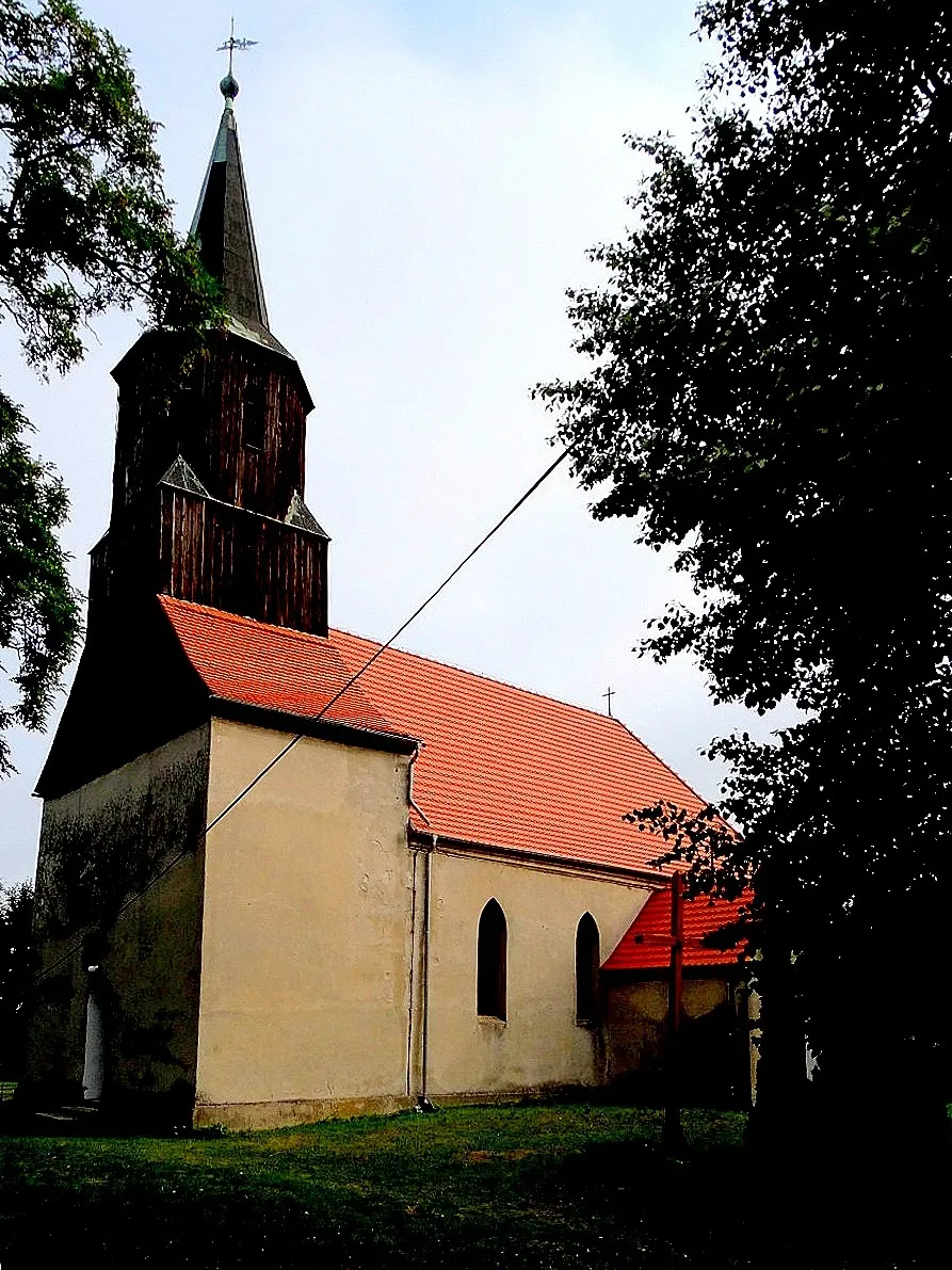 Photo showing: Świniary. Kościół MB Częstochowskiej XIV w.