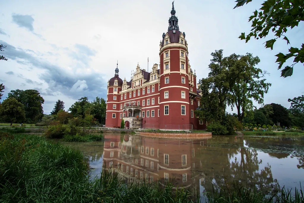 Photo showing: Fürst-Pückler-Park Bad Muskau: Blick auf das Neue Schloss