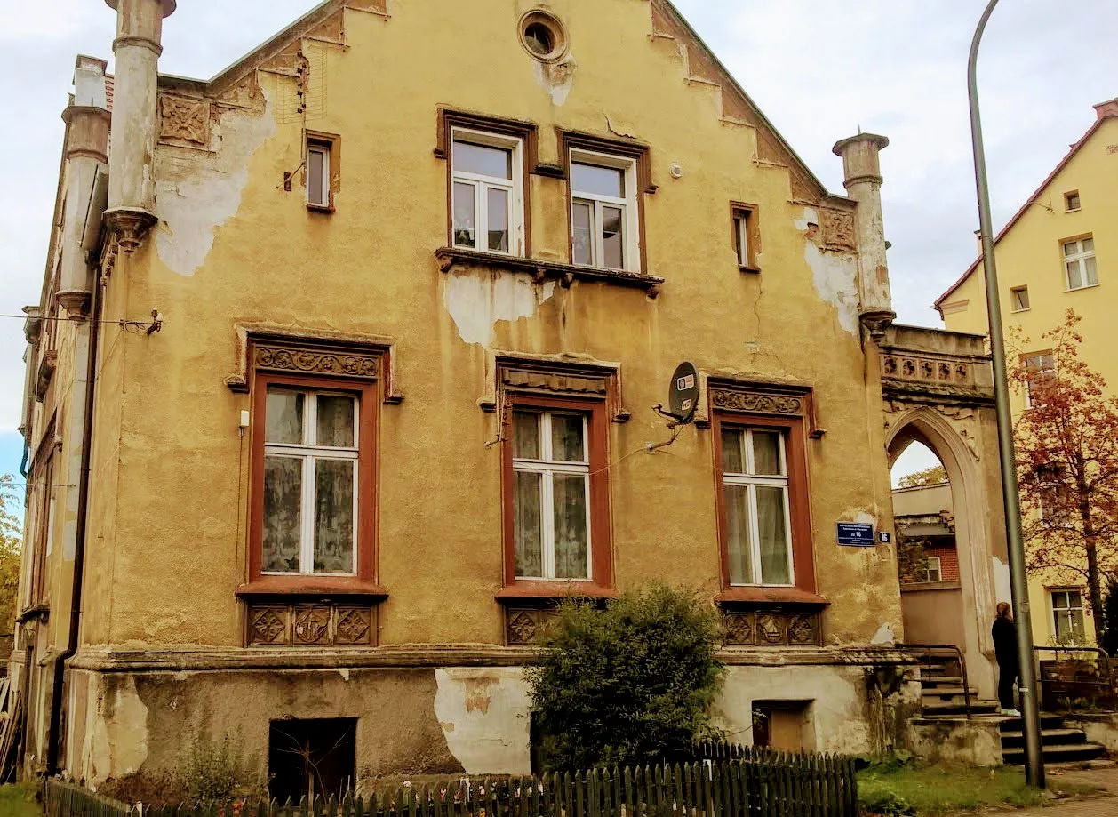 Photo showing: House of the Masonic Lodge in Szprotawa Poland, Młynarska Street 16