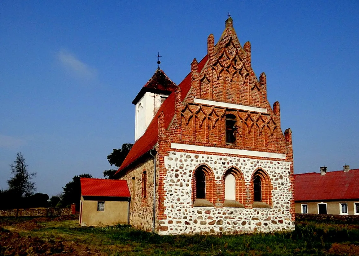 Photo showing: Sienno. Kościół MB Ostrobramskiej pocz. XVI w.