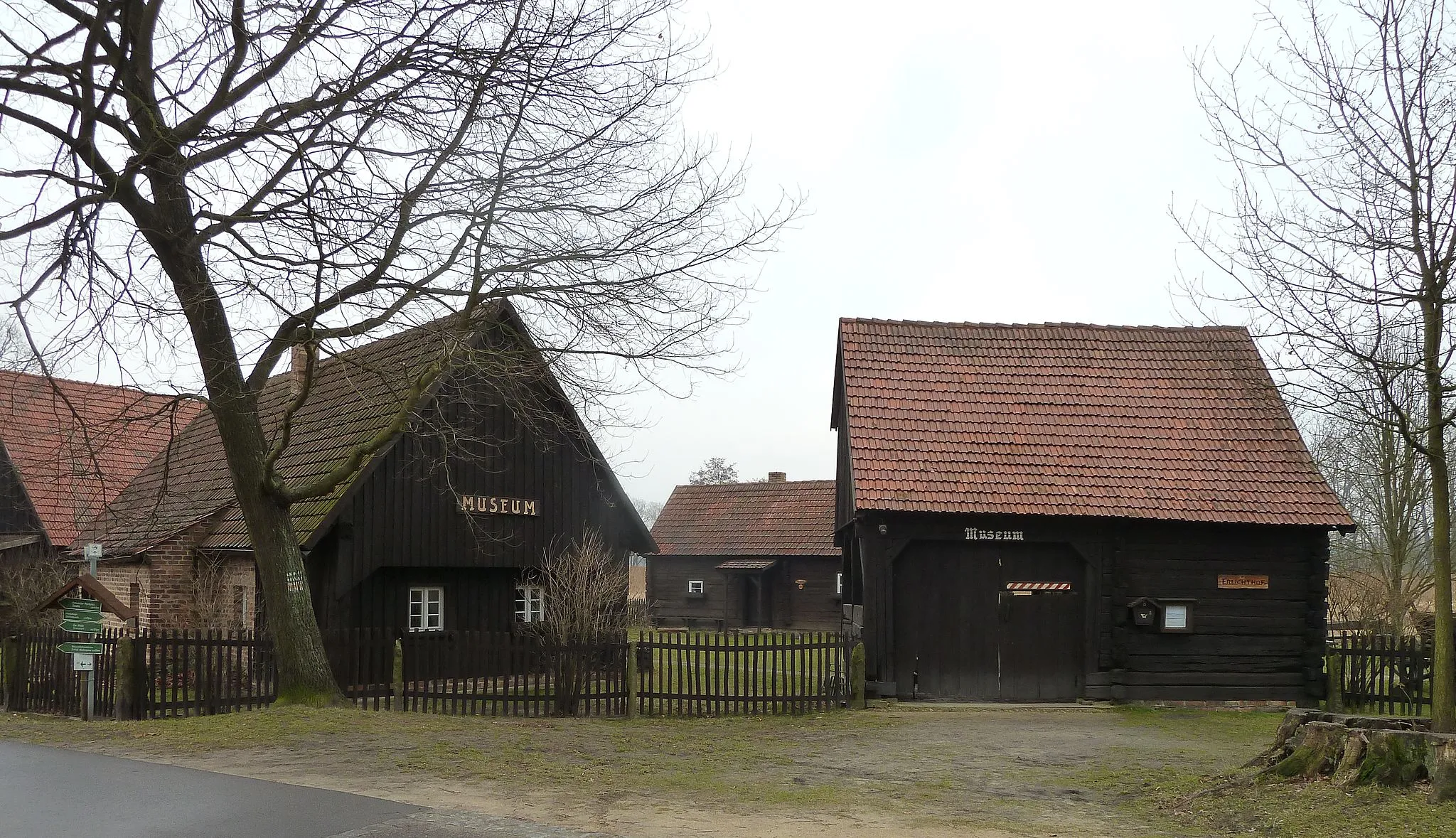 Photo showing: The Erlichthof in Rietschen was the first relocated farm of the Erlichthofsiedlung. It was originally located in Mocholz No. 31.