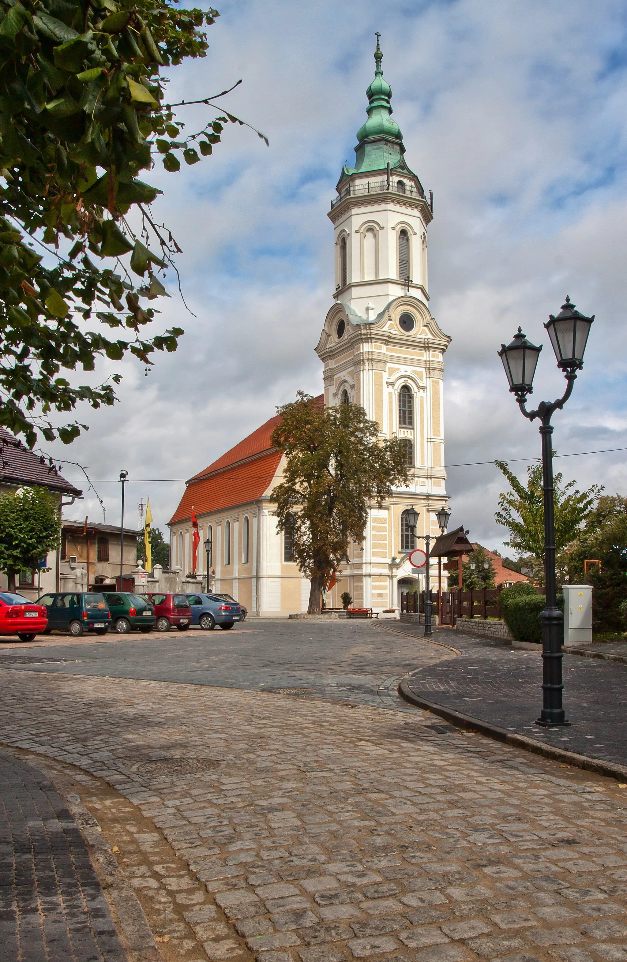 Photo showing: Nowe Miasteczko, pl. 3 Maja - dawny kościół ewangelicki, obecnie rzymskokatolicki filialny p.w. Opatrzności Bożej, mur., 1783-1784, 1887-1888, 1990 (zabytek nr 1541 z 15.02.1965)