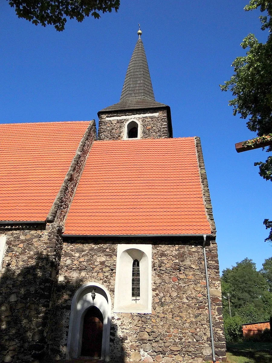 Photo showing: Niwiska - Wczesnogotycki kościół filialny MB Różańcowej