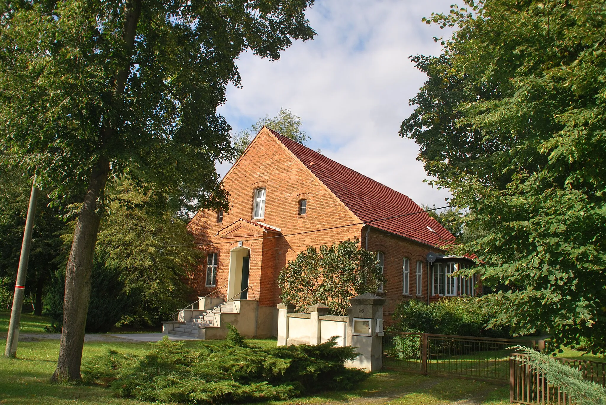 Photo showing: Pfarrhaus Rathstock - Halbseitenansicht von vorn