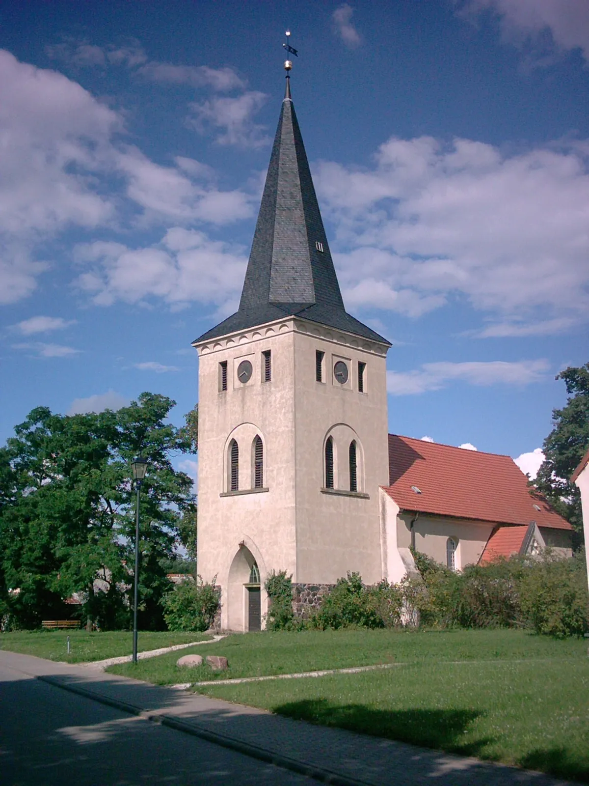 Photo showing: Die Dorfkirche in Alt Madlitz