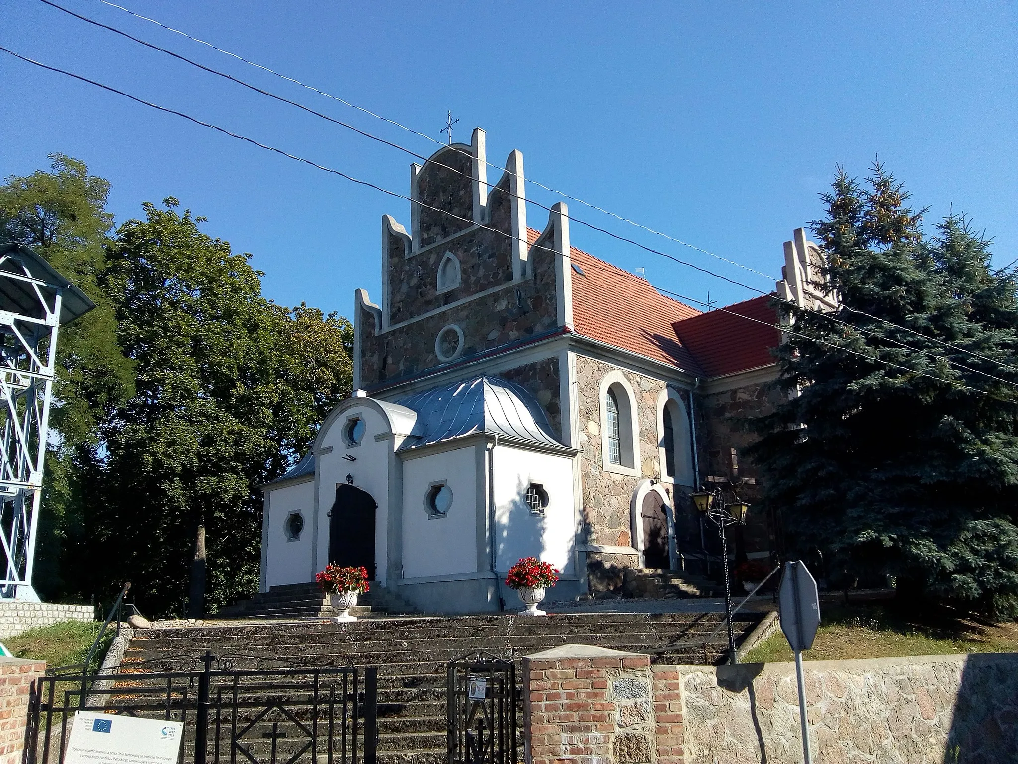 Photo showing: Kościół w Lewicach