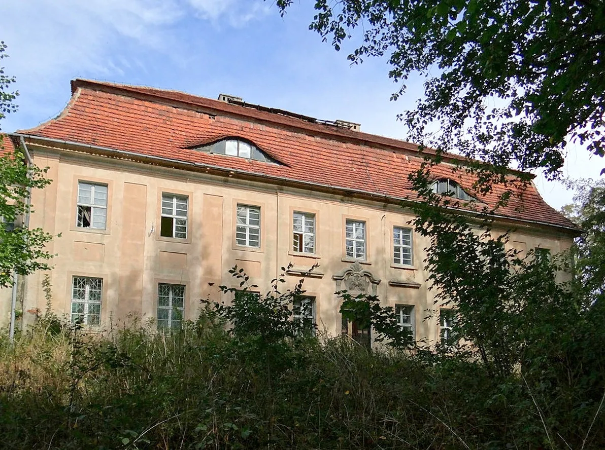 Photo showing: TucholaŻarska - Barokowy pałac