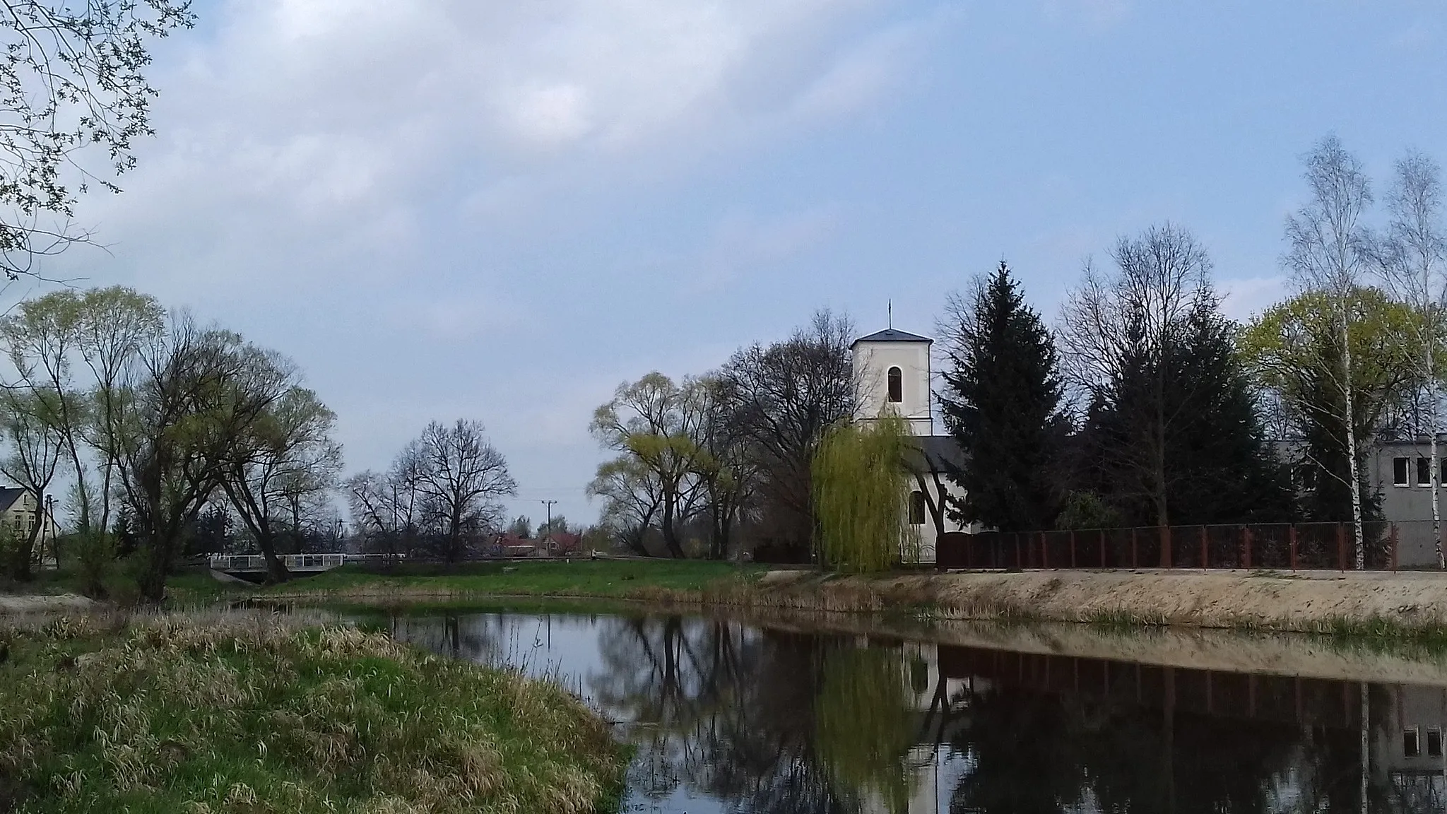 Photo showing: Serby, mostek w ciągu drogi krajowej nr 12 w centrum wsi