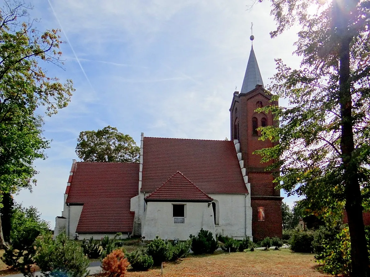 Photo showing: Olbrachtów - Gotycki kościół pw. św. Michała Archanioła (XIV/XV w.)