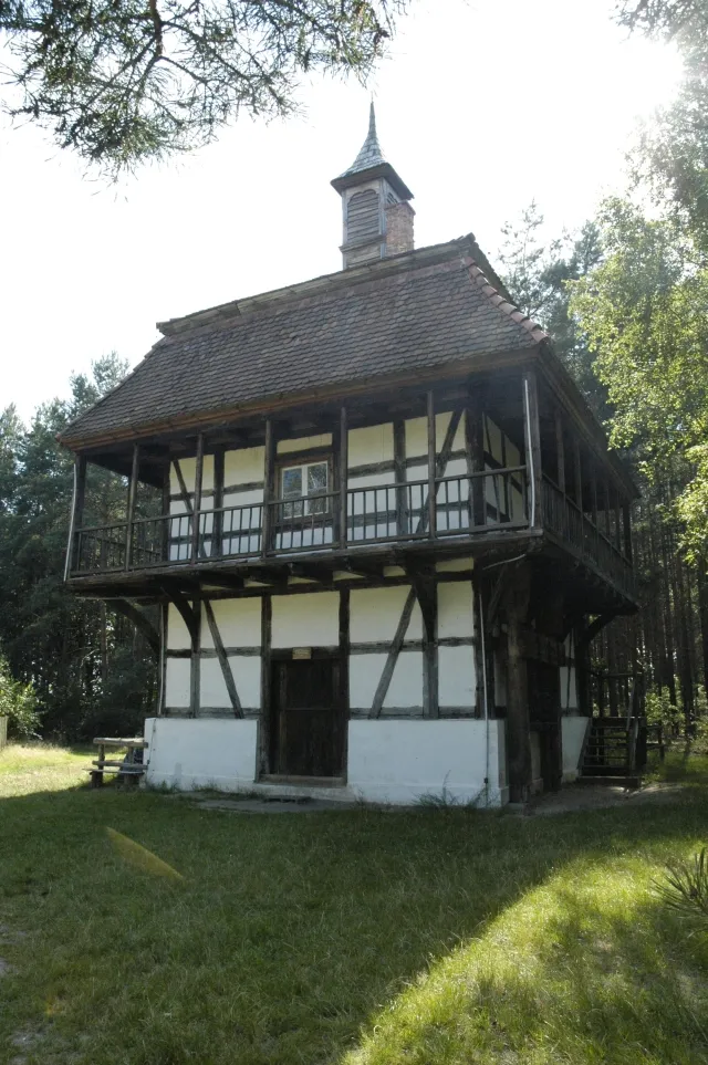 Photo showing: Poland, Ochla - vinemaker house in heritage park.