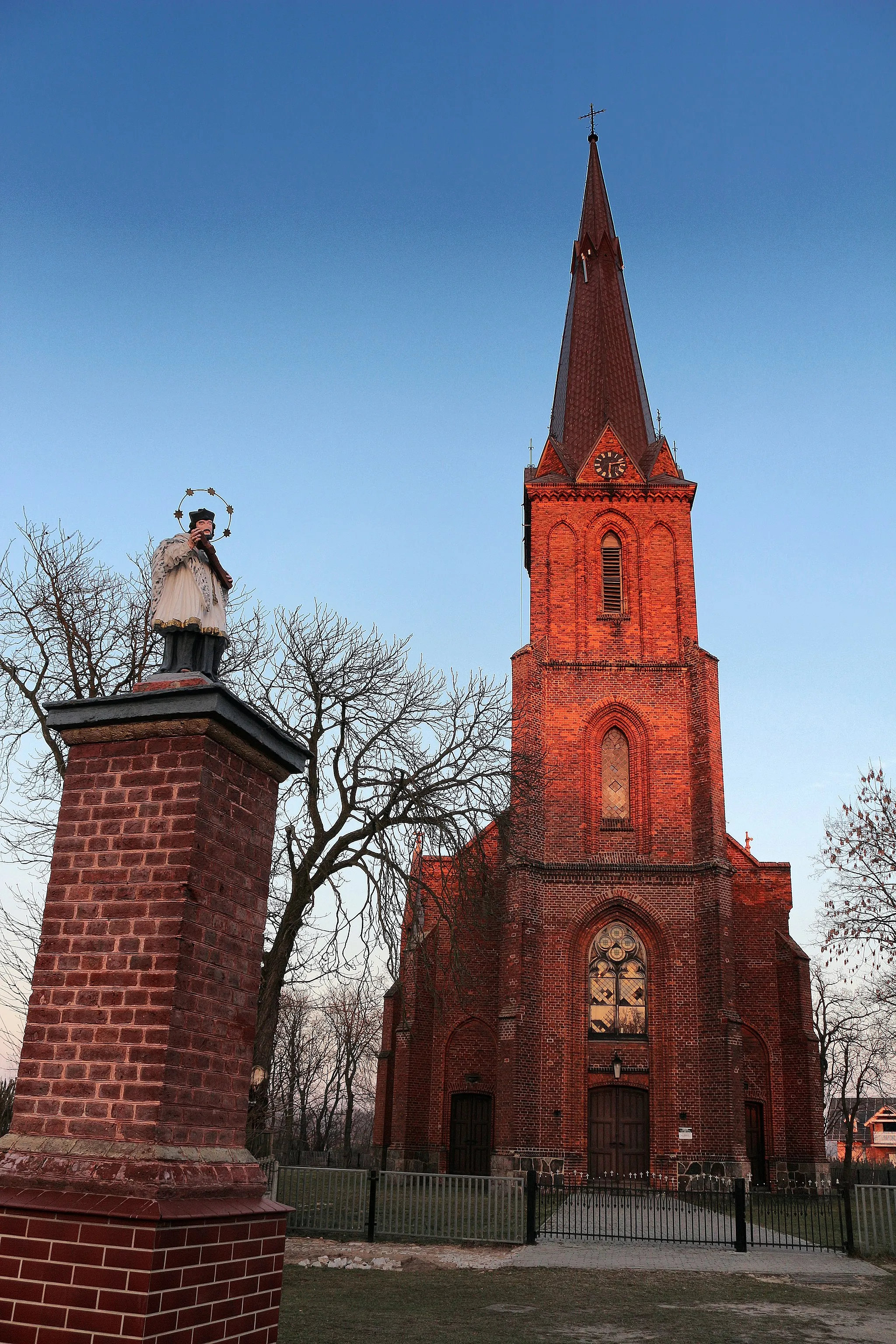 Photo showing: This is a photo of a monument in Poland identified in WLM database by the ID