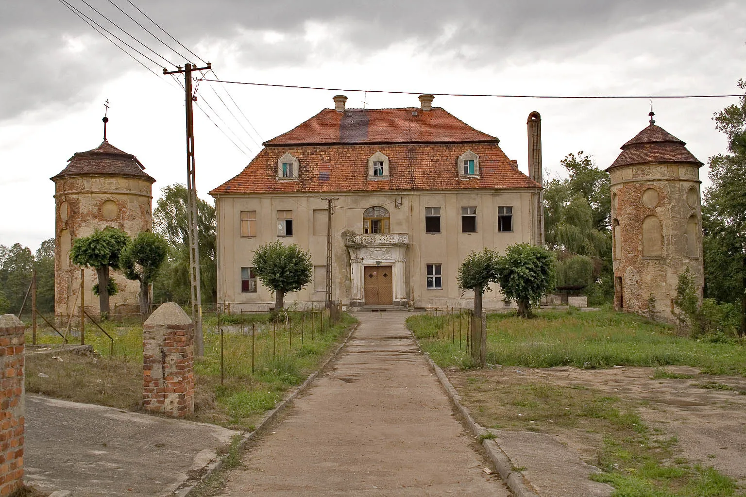 Photo showing: Chotków - zespół pałacowy, XVIII w.: pałac (zabytek nr 571 z 10.06.1963)