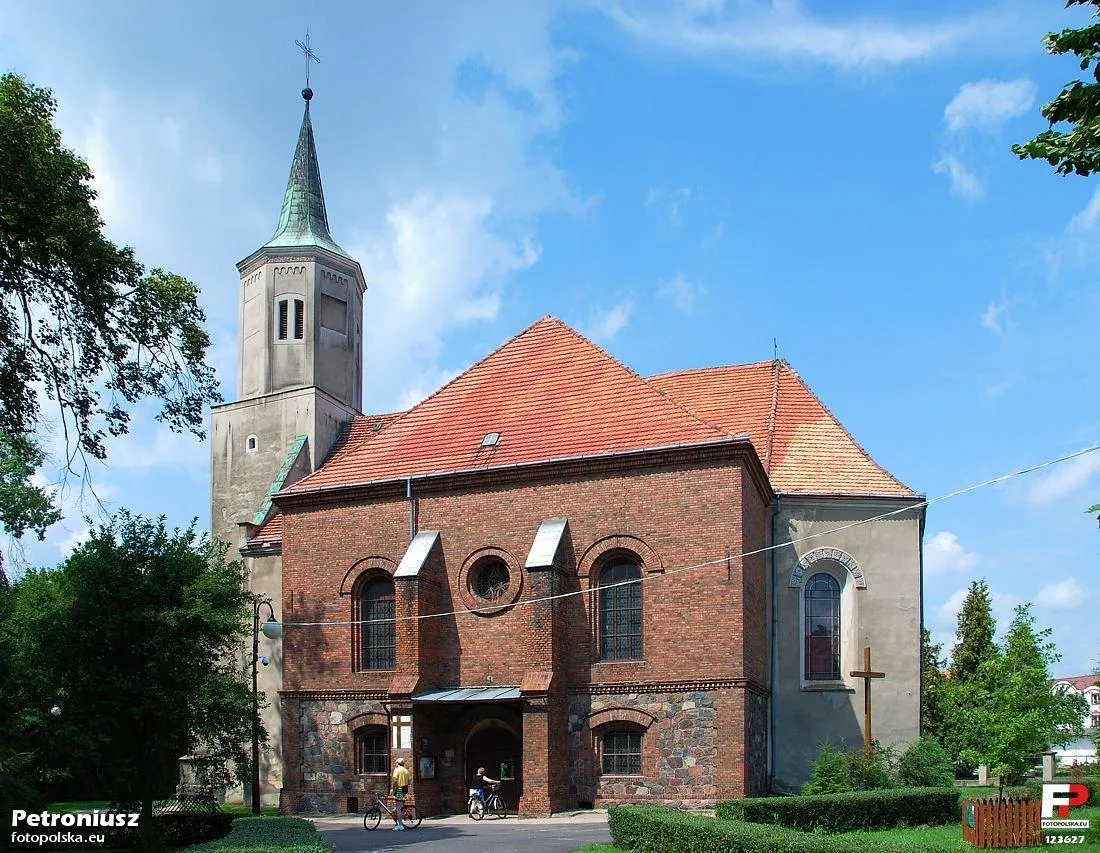 Photo showing: Sława - kościół pw. św. Michała Archanioła (zabytek nr 19 (208) z 31.05.1950)