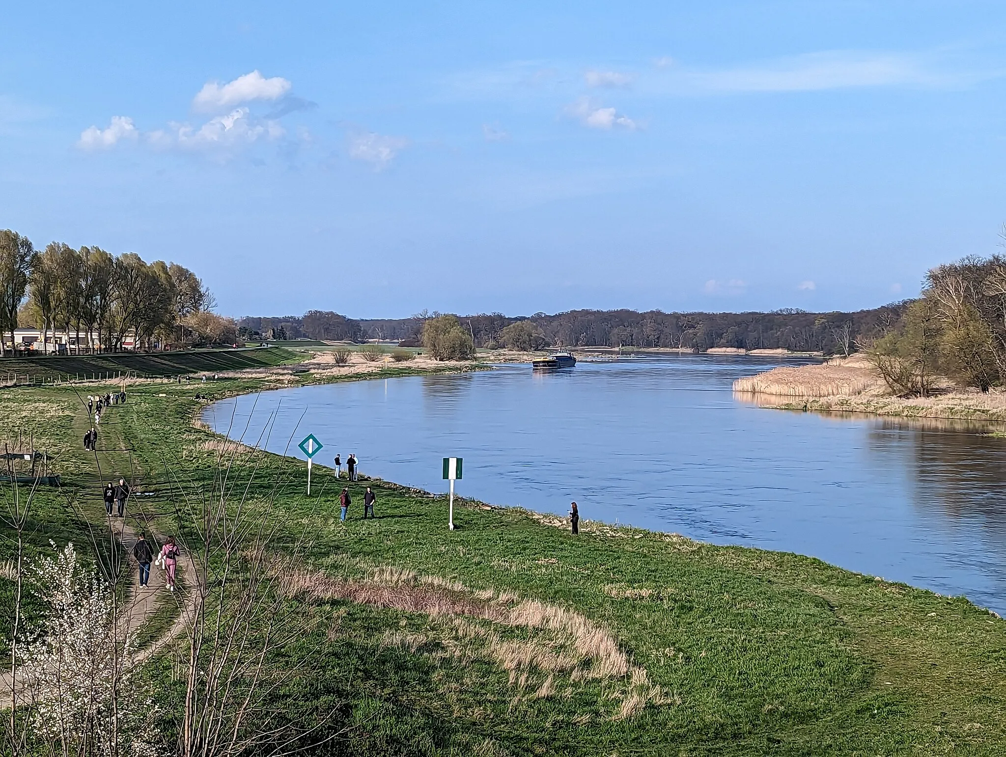 Photo showing: Oder River in Nowa Sól