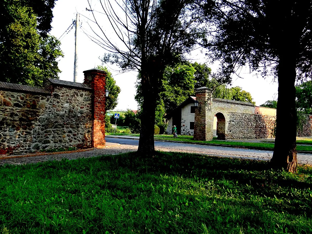 Photo showing: Ośno Lubuskie. Mury XIV/XV w.