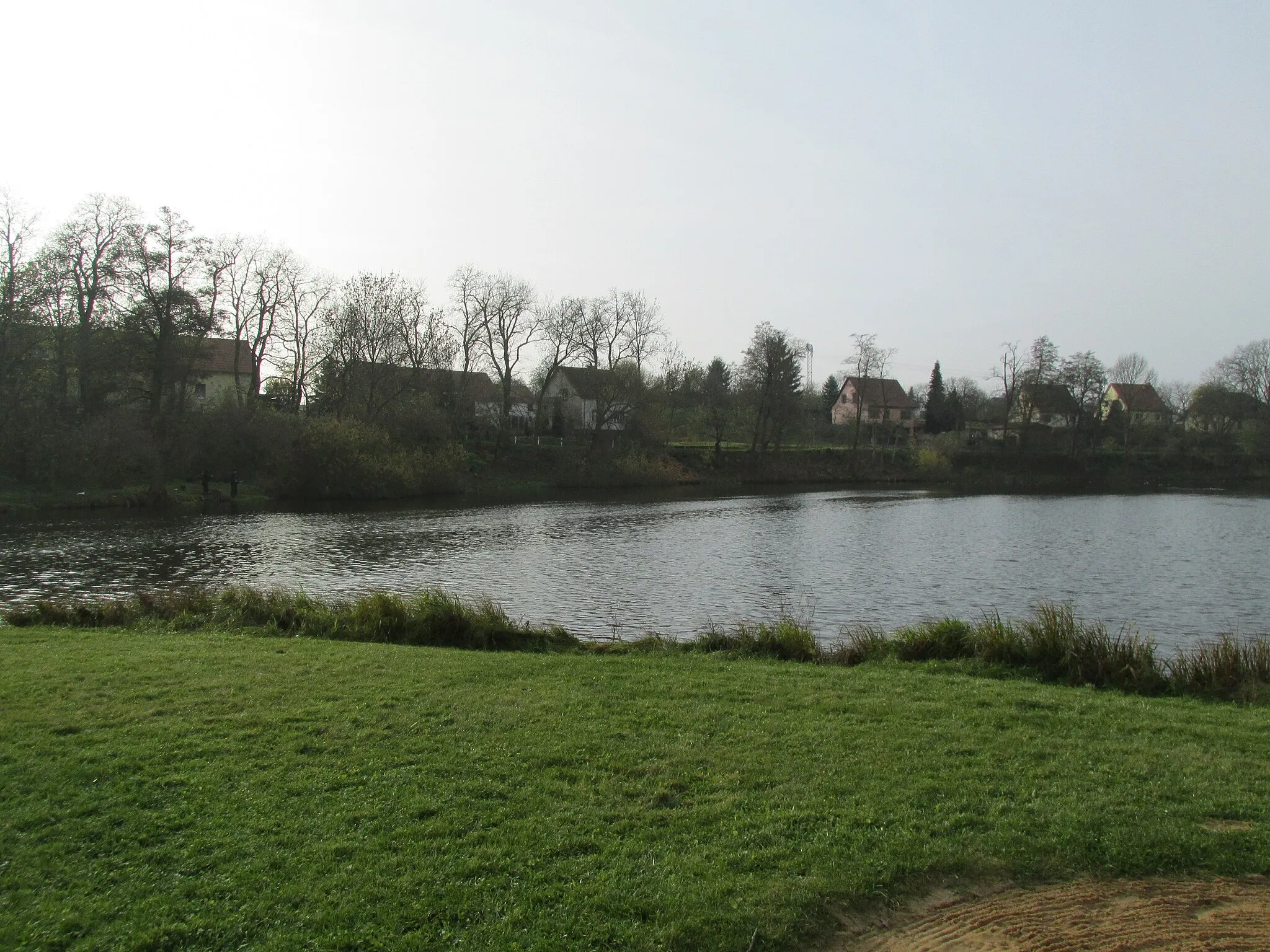 Photo showing: Dorfsee Güldendorf