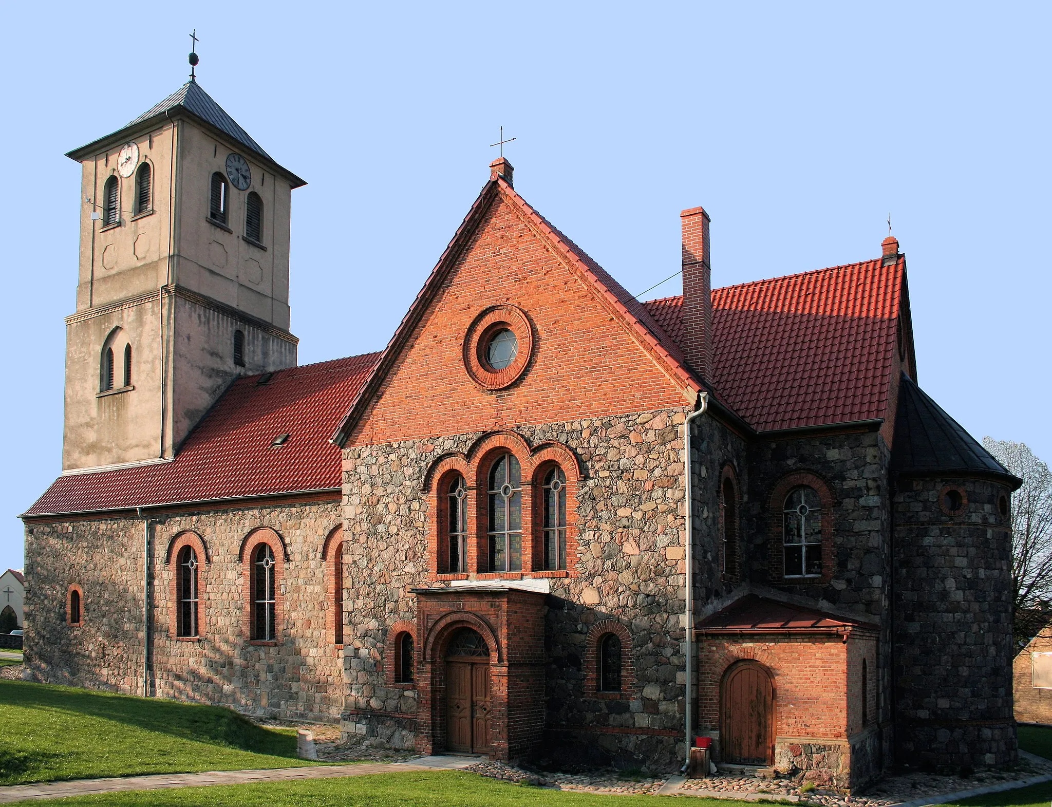 Photo showing: Church in Cychry (West Pomeranian Voivodeship)