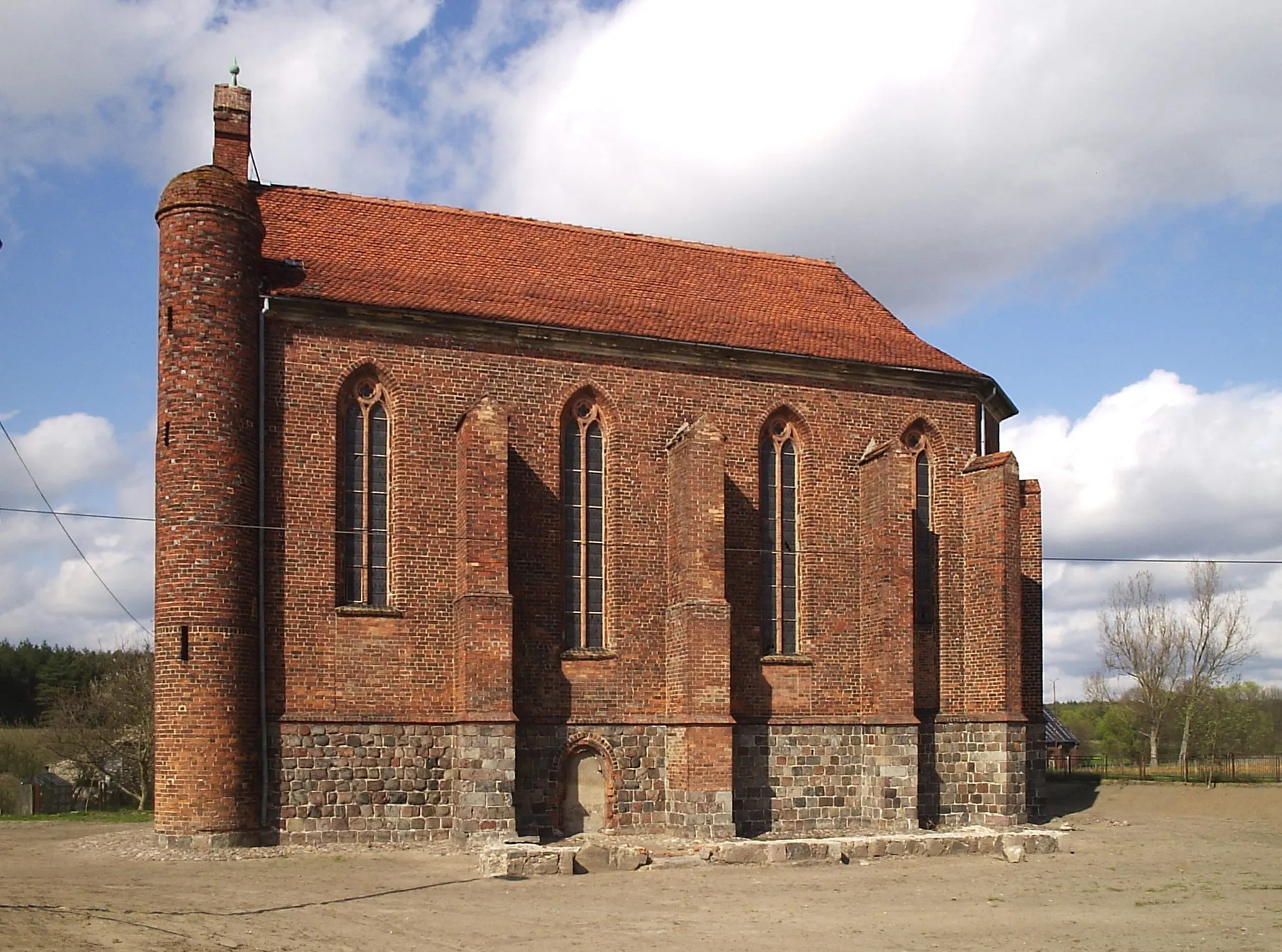 Photo showing: Church Knights Templar in Chwarszczany (Quartschen), Poland