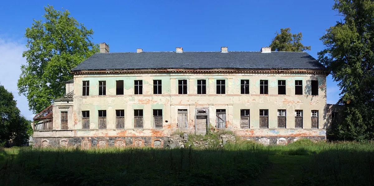 Photo showing: Sosny - dwór z pocz. XIX w. (zabytek nr 2102)