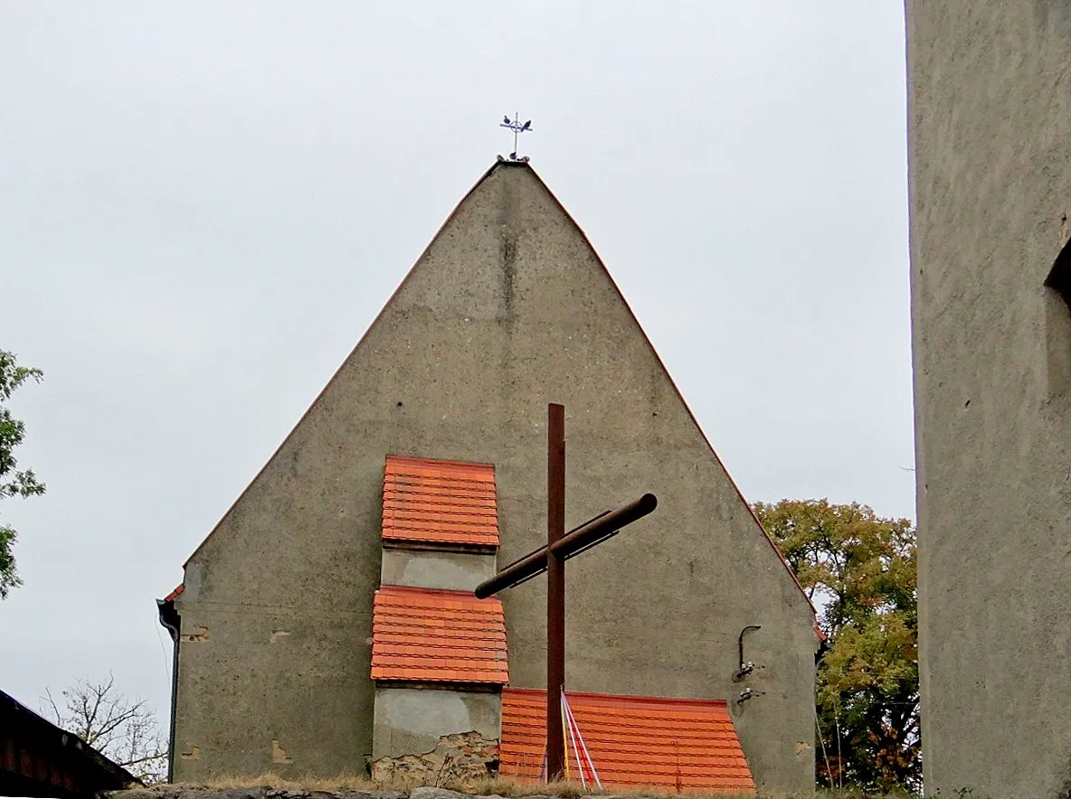 Photo showing: Dębinka - Kościół z XIII wieku