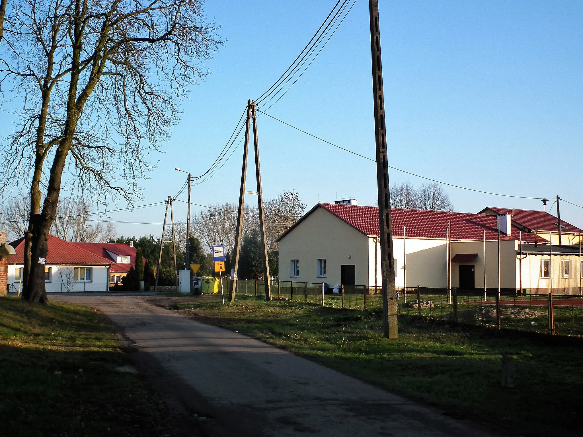 Photo showing: Bronowice w pow. strzelecko-drezdeneckim.