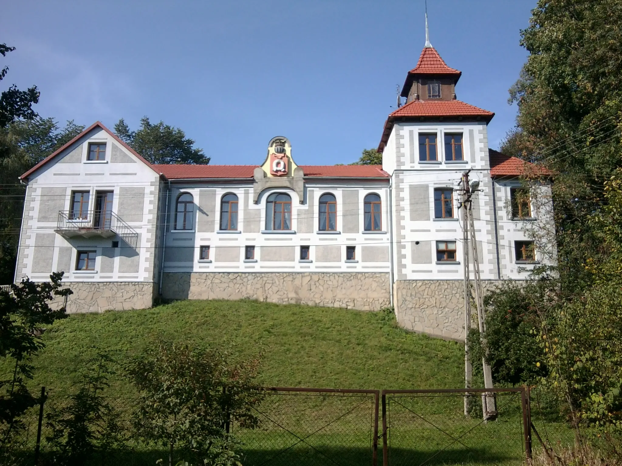 Photo showing: Dwór rodziny Żuk-Skarszewskich w Przyszowej.