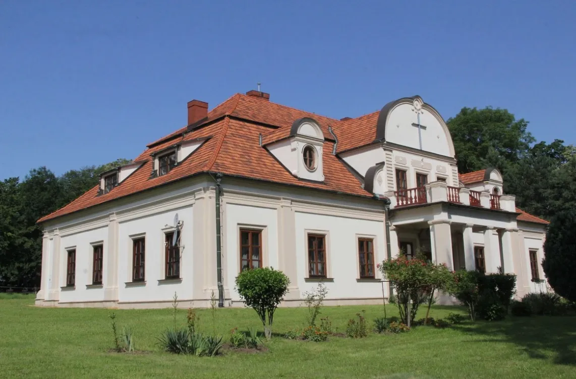 Photo showing: Dwór w Wielkiej Wsi