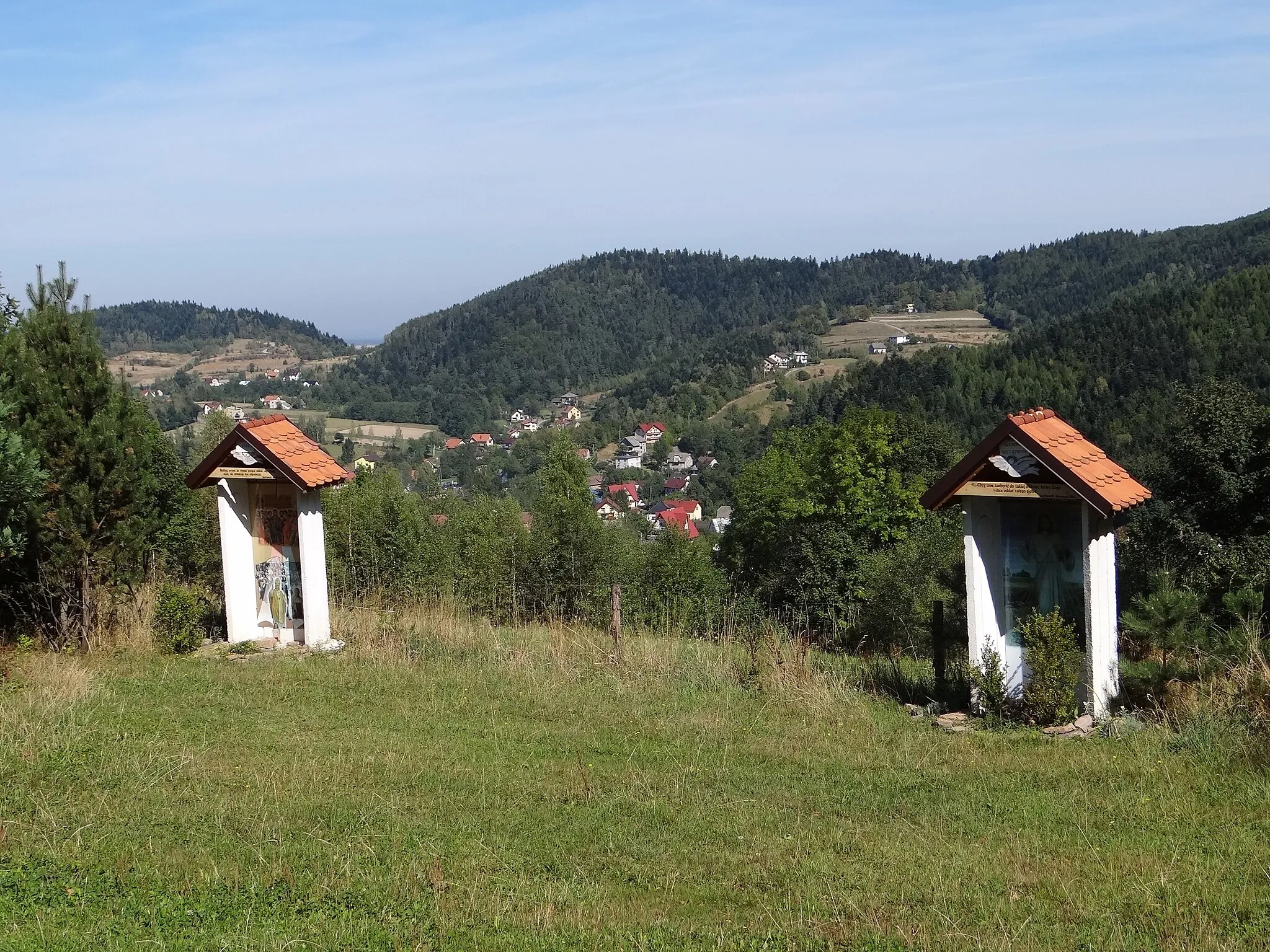 Photo showing: Stacje drogi krzyąowej w sanktuarium na Wzgórzu Miłosierdzia w Zagórniku