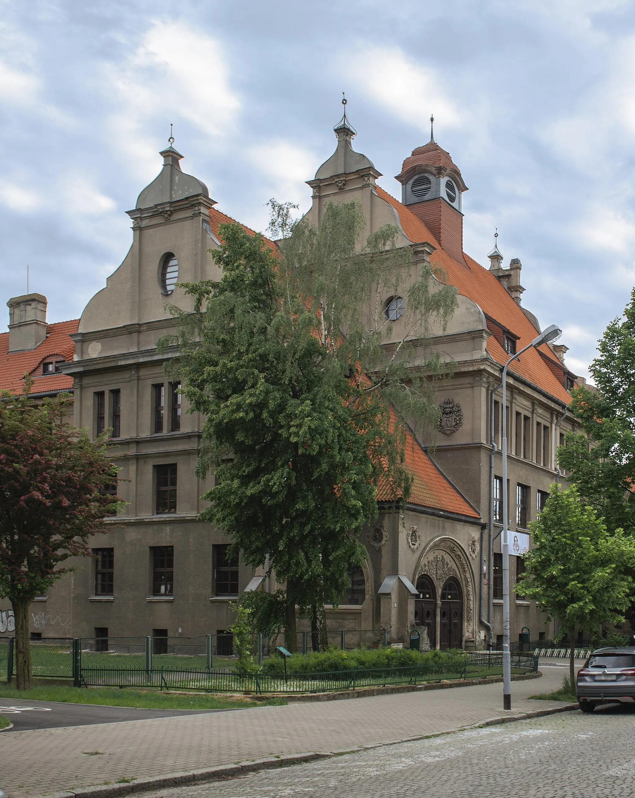 Photo showing: Oleśnica I Liceum Ogólnokształcące im. Juliusza Słowackiego