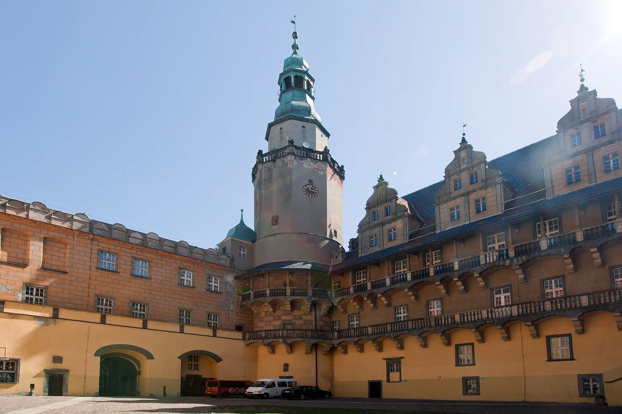 Photo showing: Oleśnica castle