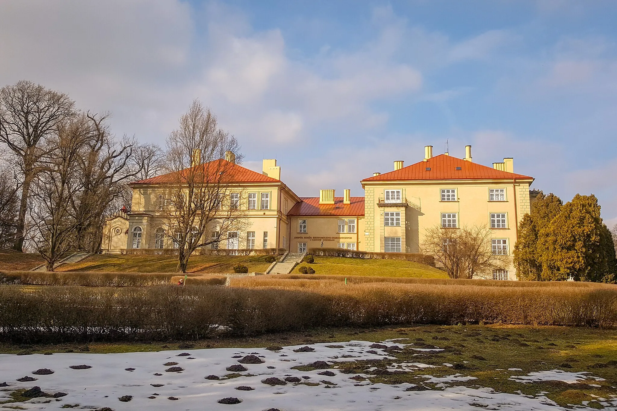 Photo showing: Pałac Sanguszków w Gumniskach w Tarnowie, widok od strony południowej