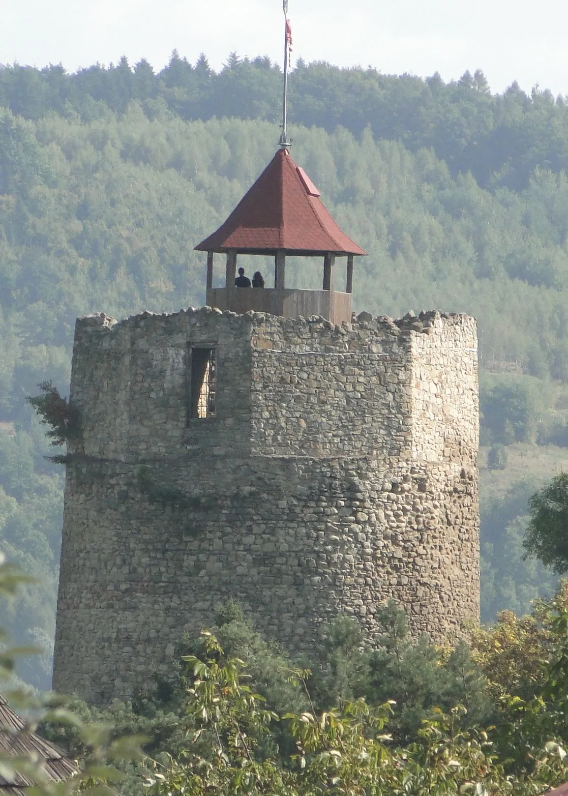 Photo showing: Ruiny zamku w Czchowie - widok z Rynku