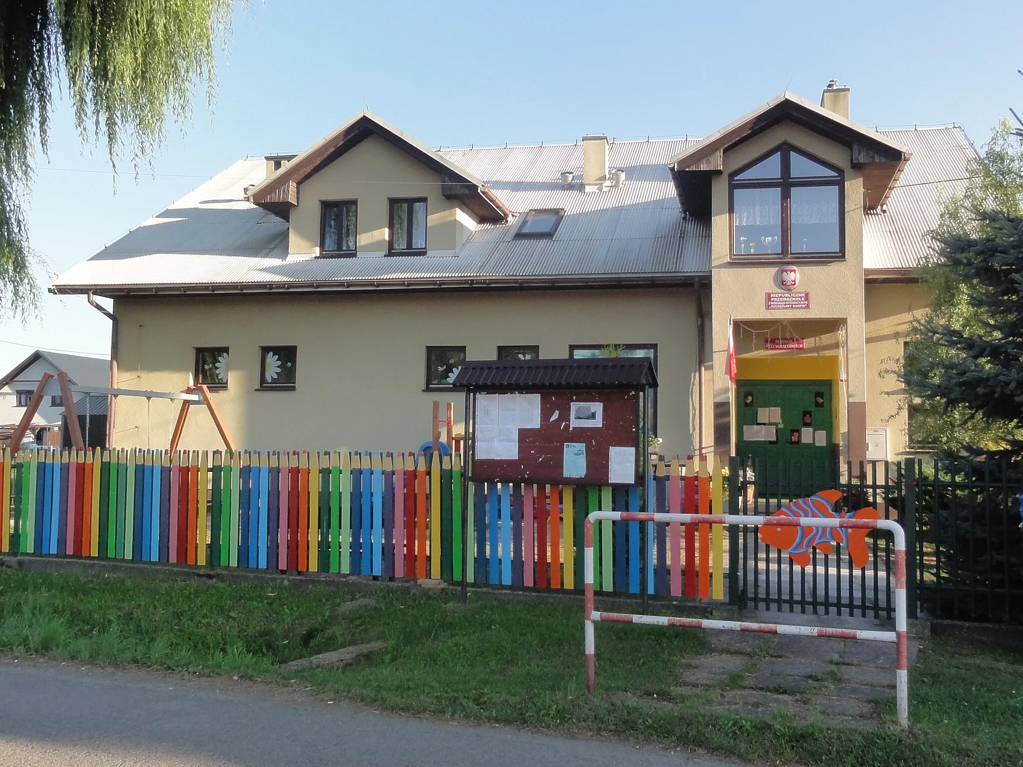 Photo showing: Kindergarten in Łowiczki