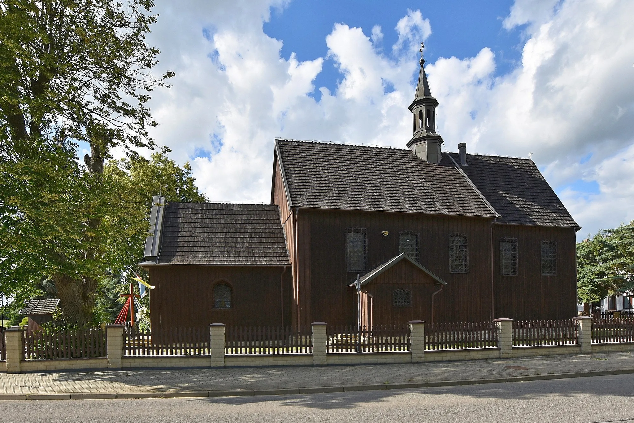 Photo showing: Żelichów, kościół św. Zygmunta