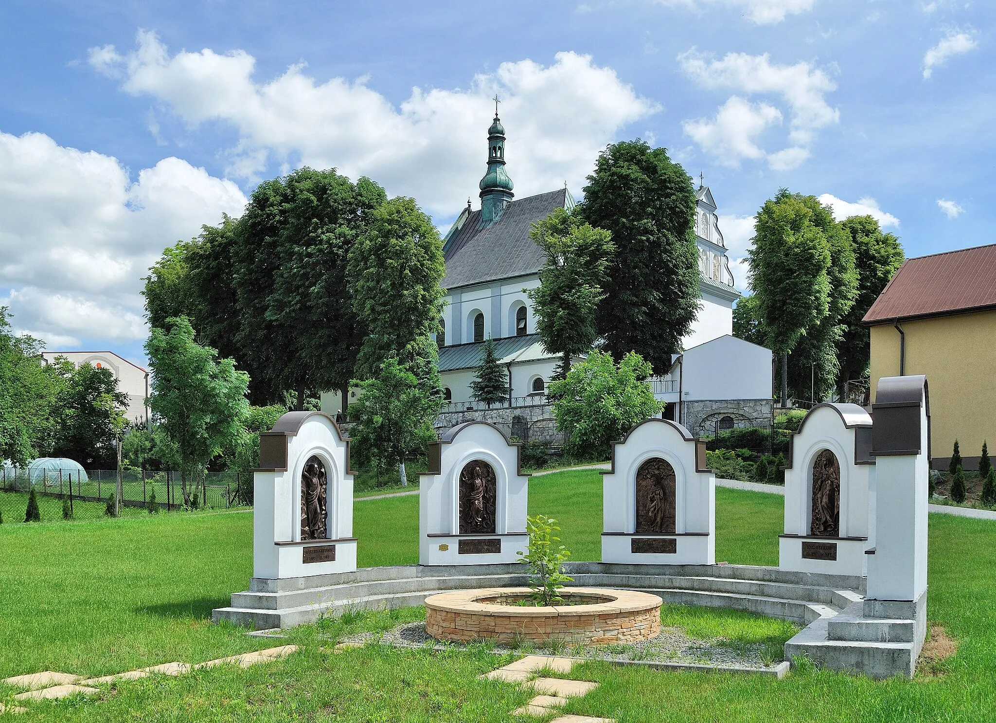 Photo showing: Holy Spirit church in Żabno