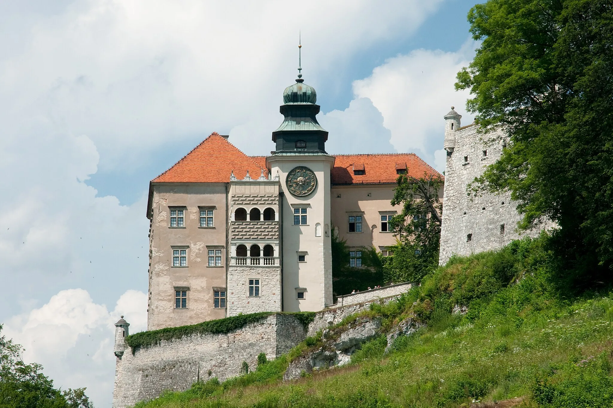 Photo showing: Zamek Pieskowa Skała.