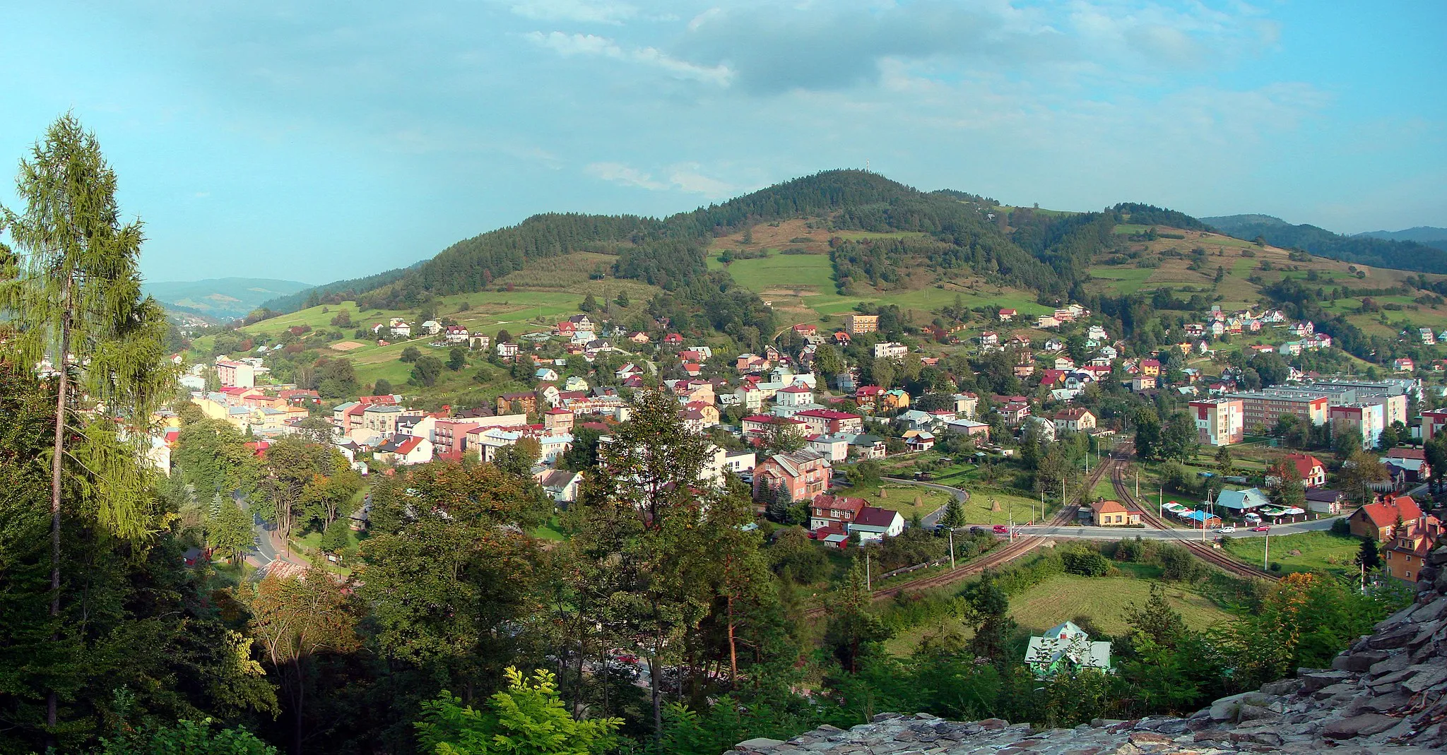 Photo showing: Panorama of Muszyna, Poland