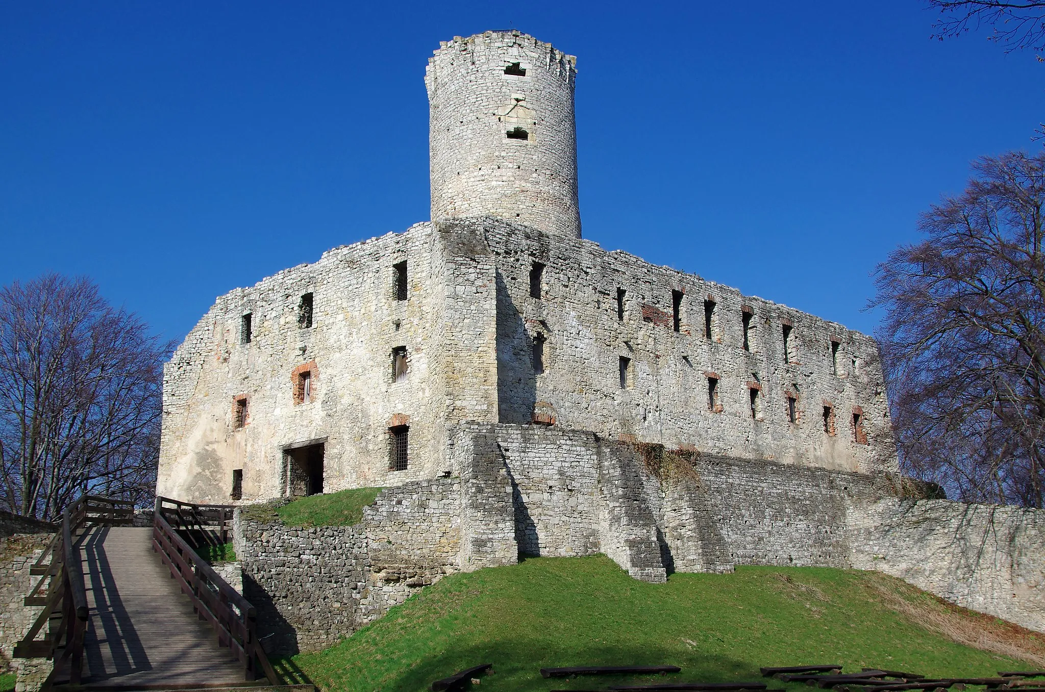 Photo showing: Lipowiec Castle