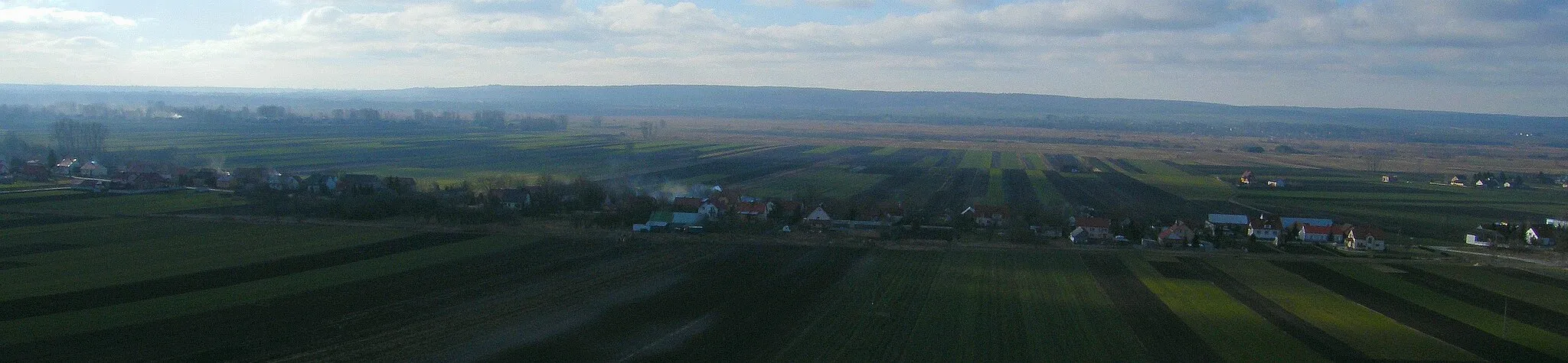 Photo showing: Widok na Wolę Zagojską Dolną ze wzniesień na terenie Woli Zagojskiej Górnej c.d.