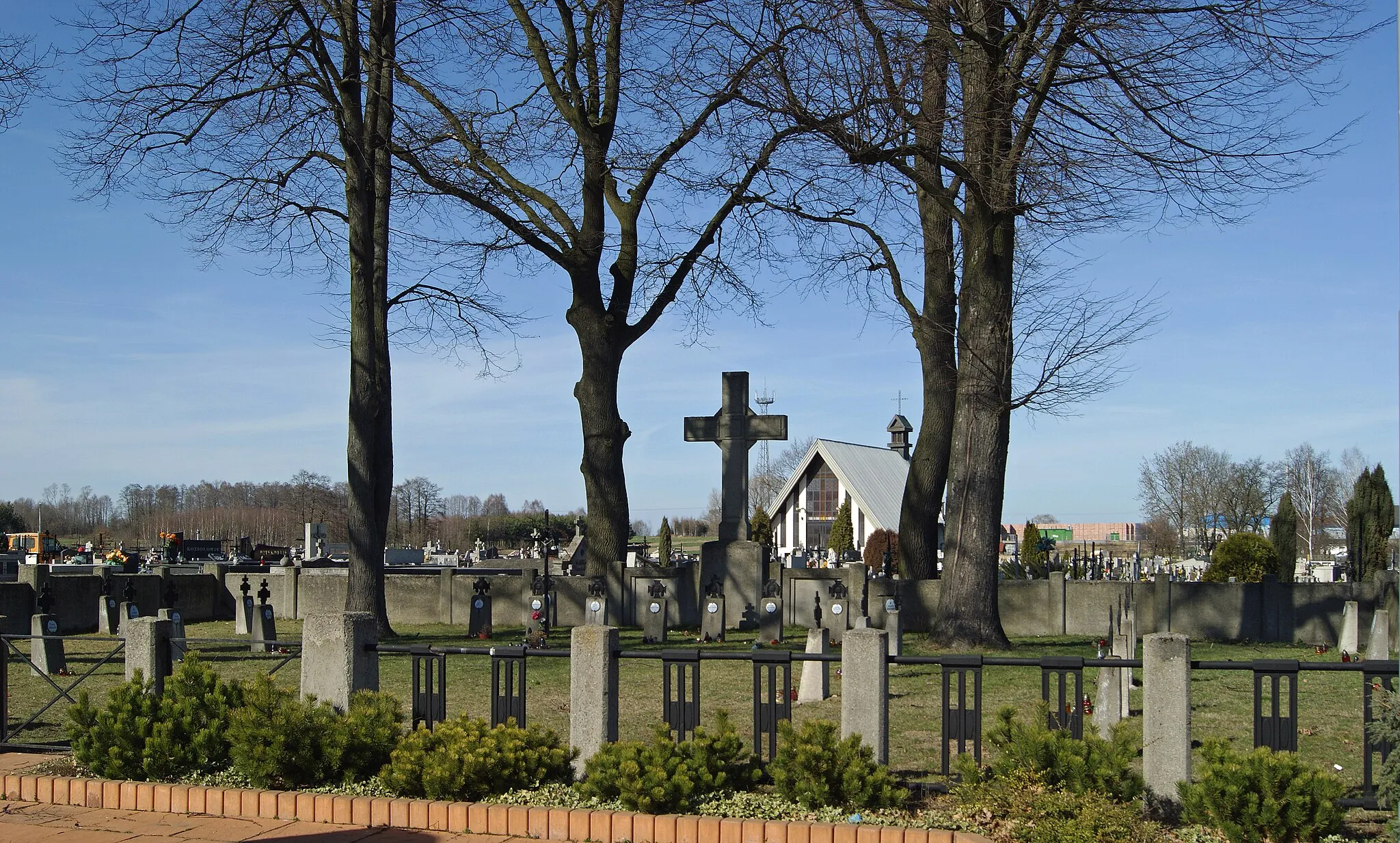 Photo showing: WWI, Military cemetery No. 204 Wola Rzedzinska, Wola Rzedzinska village, Tarnów county, Lesser Poland Voivodeship, Poland