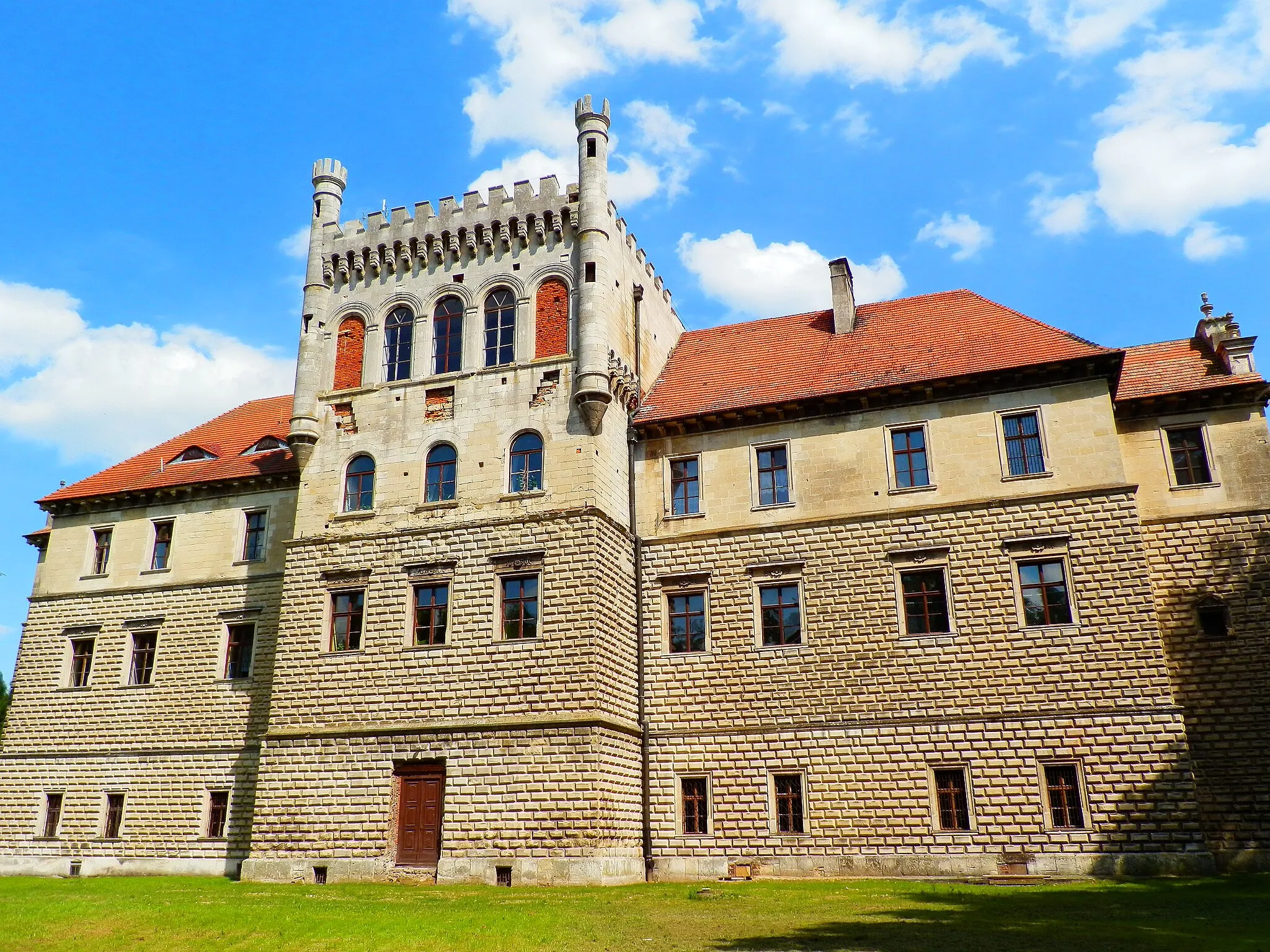 Photo showing: Pałac w Książu Wielkim.