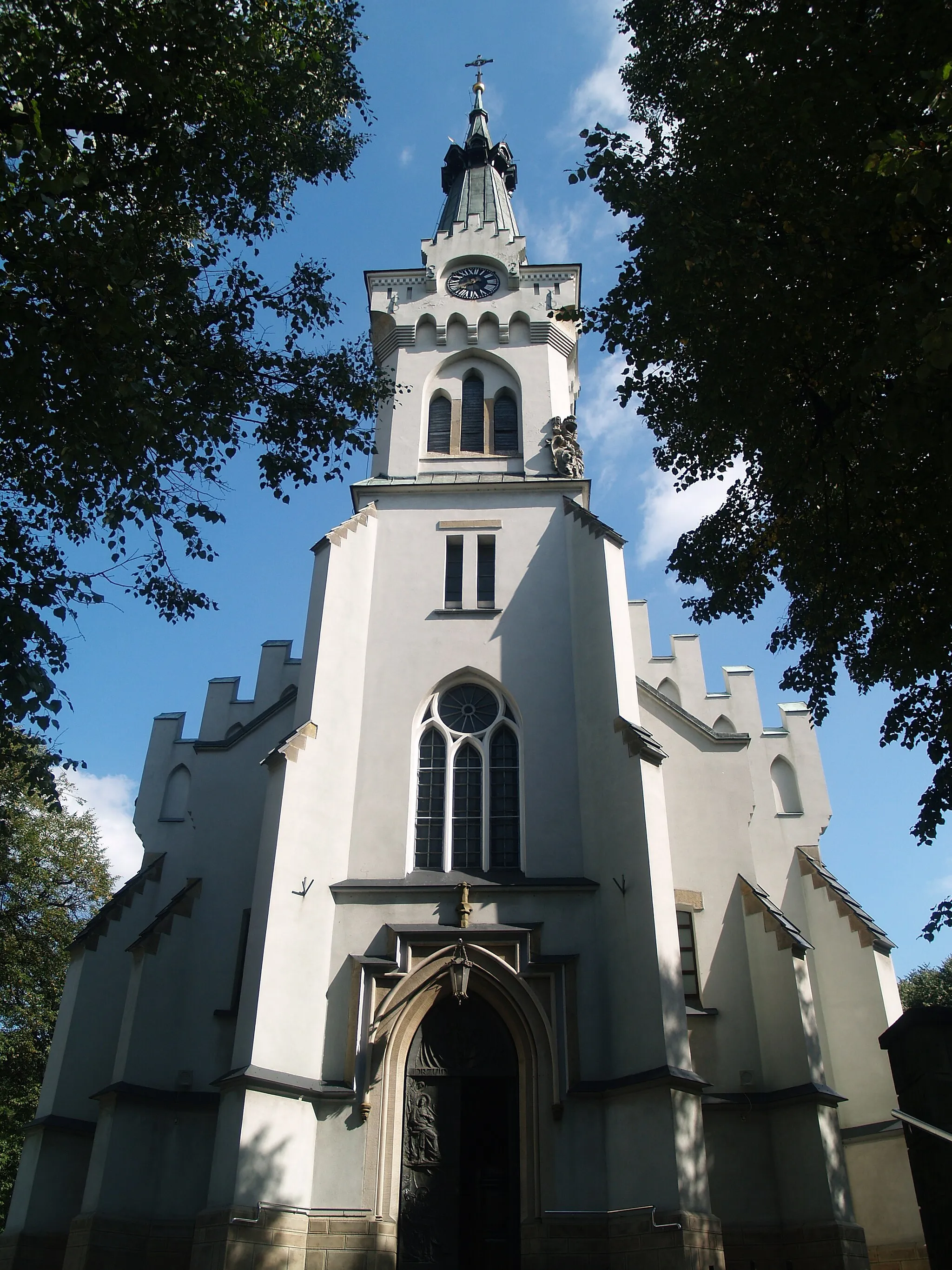 Photo showing: Dębica, ul. Świętej Jadwigi 9 - fasada kościoła pw. św. Jadwigi (zabytek nr A/248)