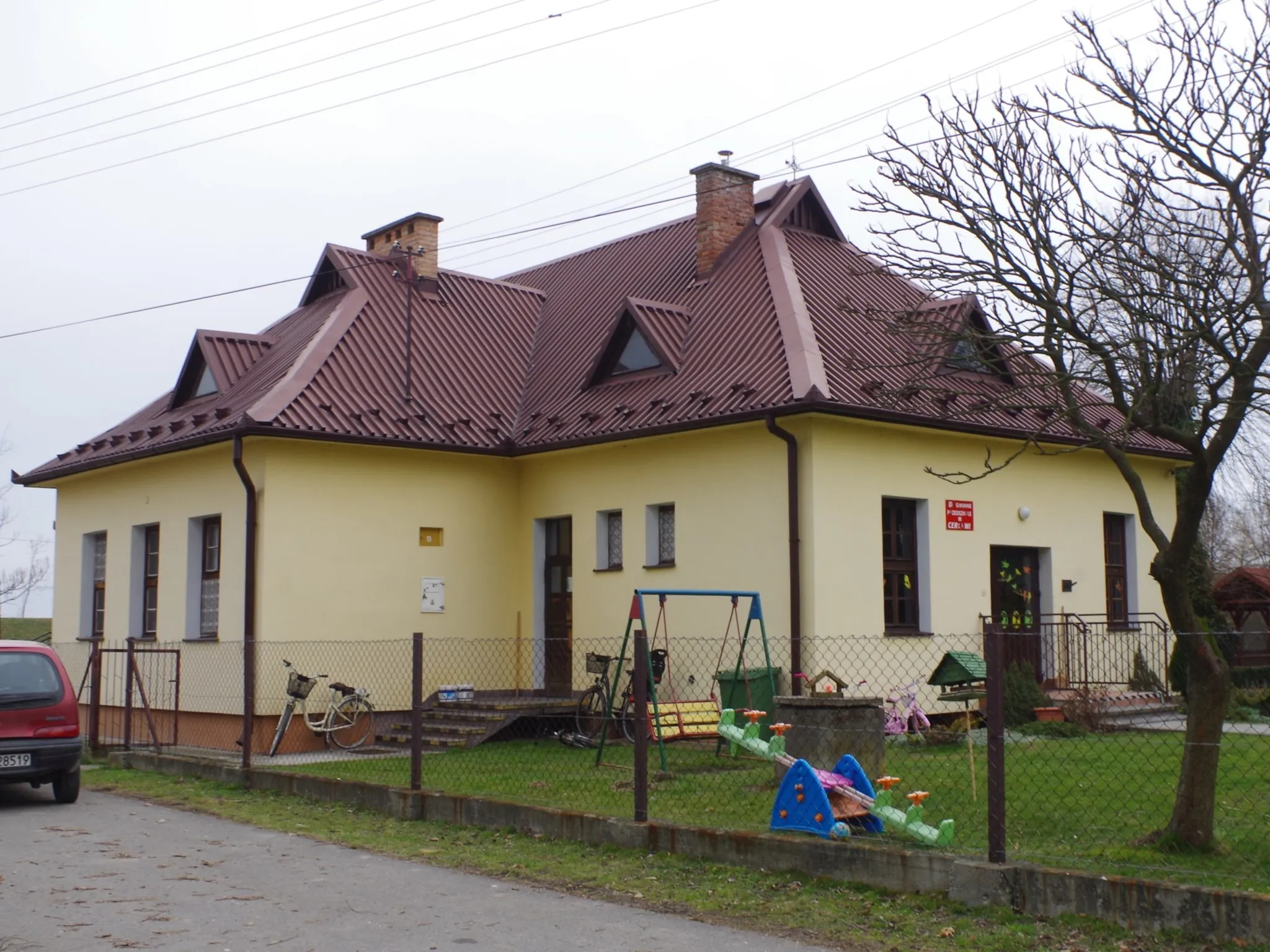 Photo showing: Przedszkole w Cerekwi