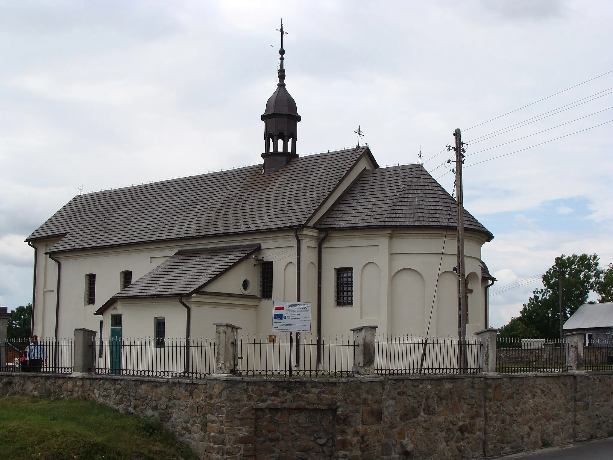 Photo showing: Łany Wielkie - kościół pw. św. Wojciecha z XIV w. (zabytek nr rejestr. A/1585/95)