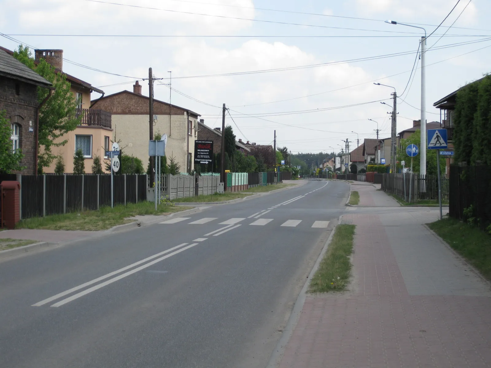 Photo showing: Ulica Jedlińska in Bojszowy, Silesian Voivodeship, Poland