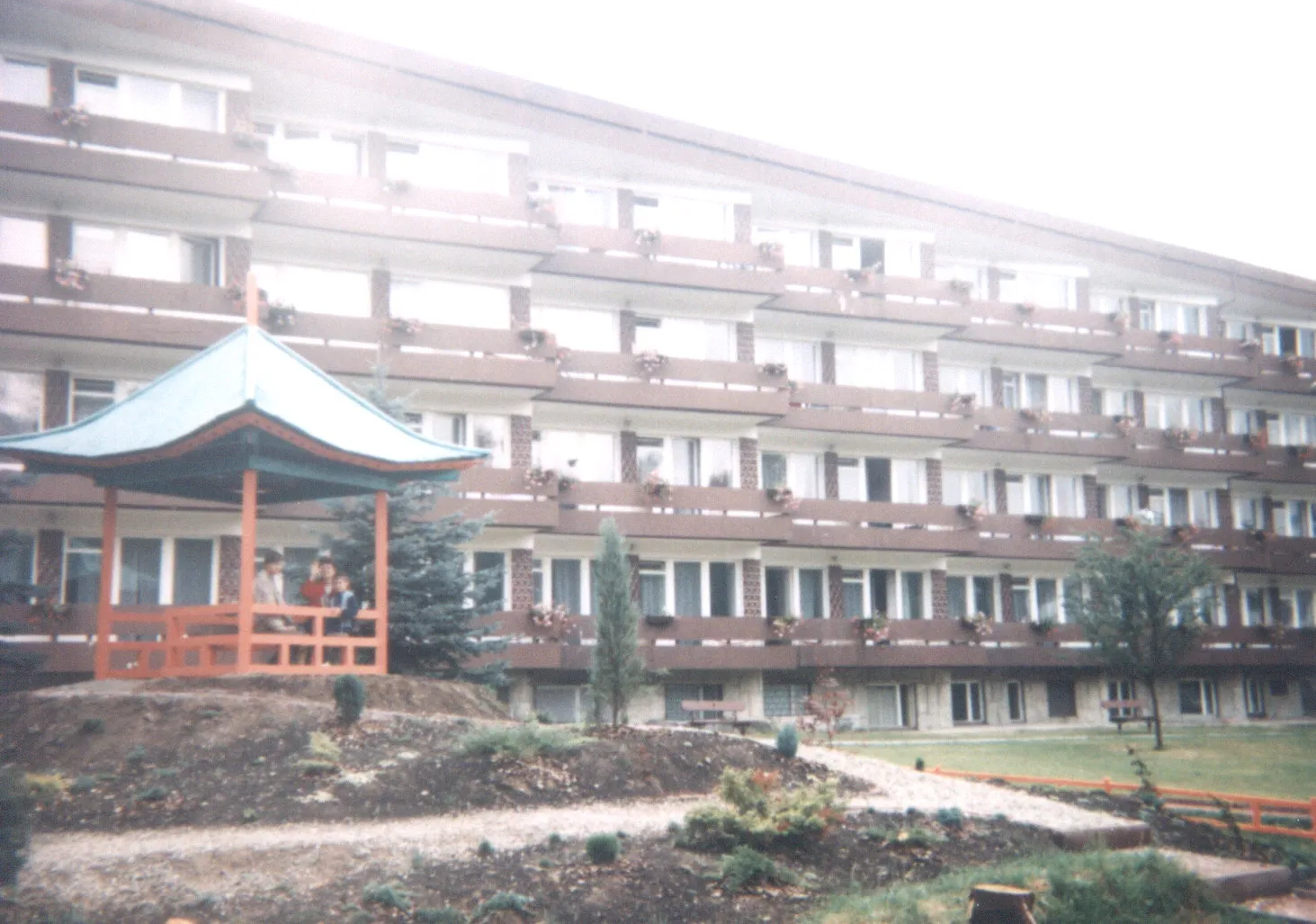 Photo showing: holiday home "Grot" in Muszyna-Złockim (VIII.1995)